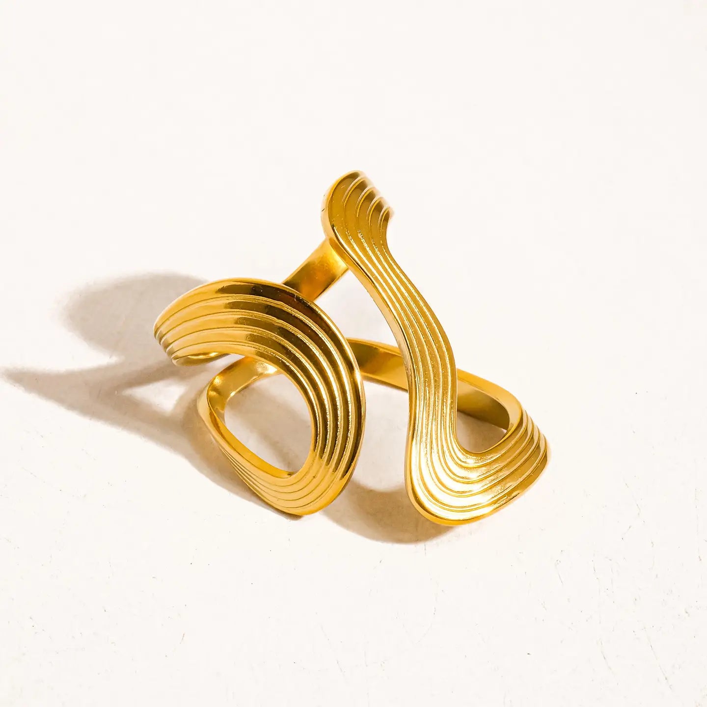Wavy Ring