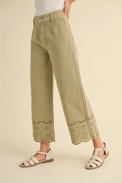 Gizelle Embroidered Pant